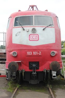 065_Freigelände-BR103-01