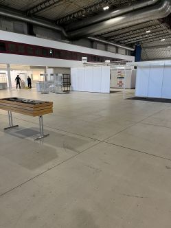 202503_leere-Halle
