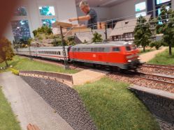 20250509_Fahrt-ueber-Bruecke